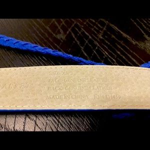 Genuine leather belt . Never used.